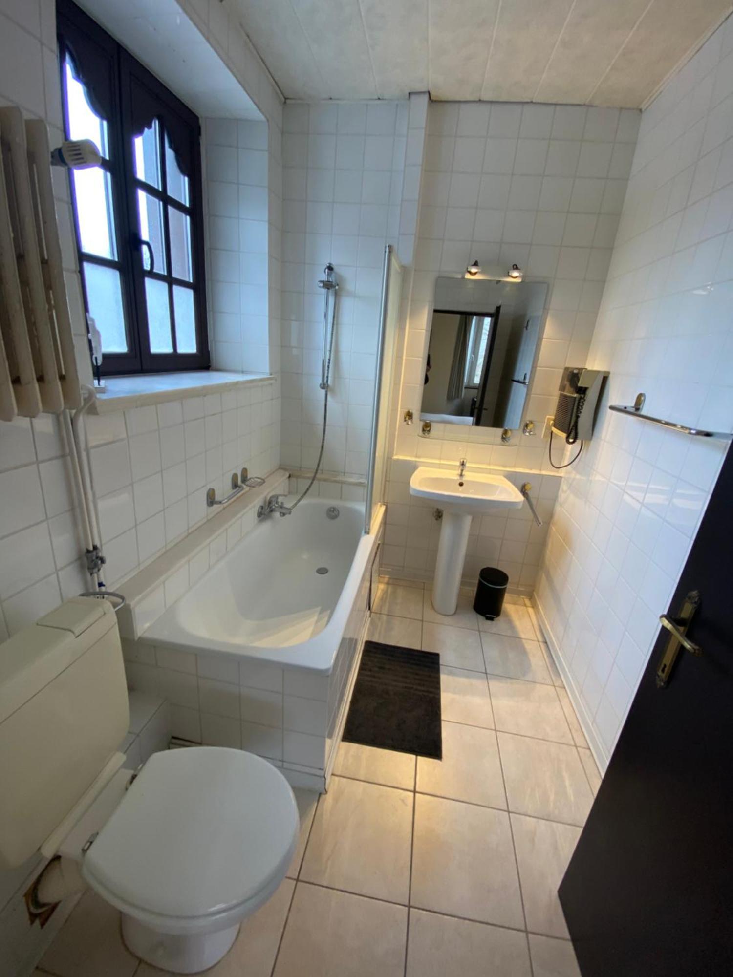Le Tri Renard Spa Exteriör bild